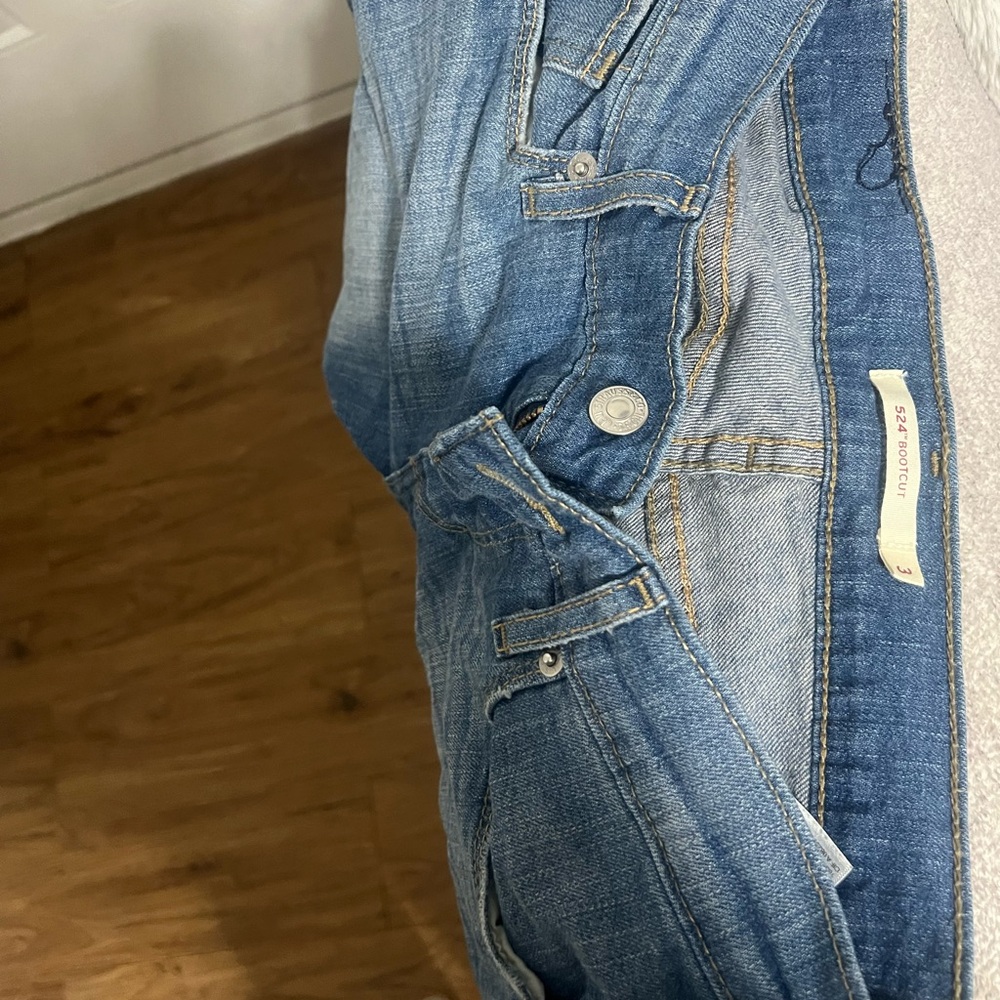 Women's Blue Jeans